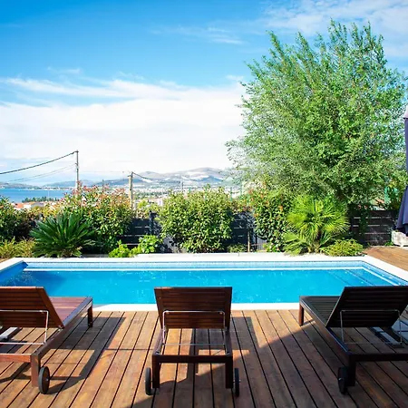 Villa Grey Kastela