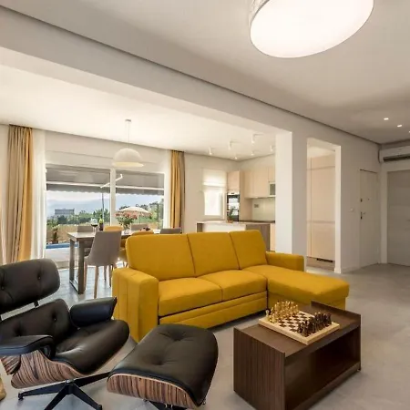 Grey Villa Kastela